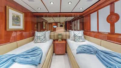 Twin Cabin