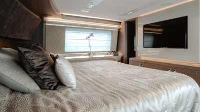 Master Cabin Bed - Main Deck