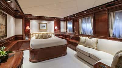 Double Cabin