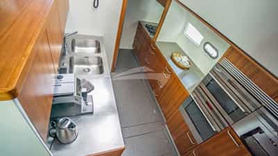Modern Spacious Galley