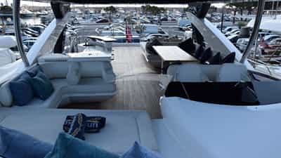 Flybridge