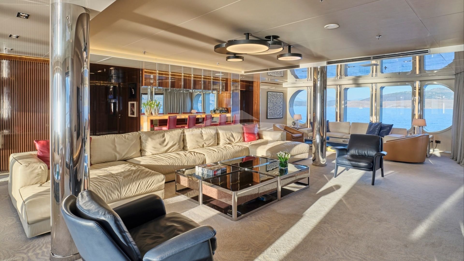 Upper Deck Main Salon