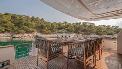 Deck Dining