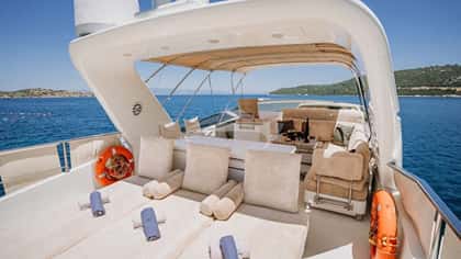 KUUM 23m motor yacht charter, photo 11