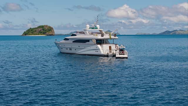 THE CLUBHOUSE yacht charter photo 5