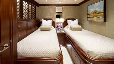 Twin Cabin 2