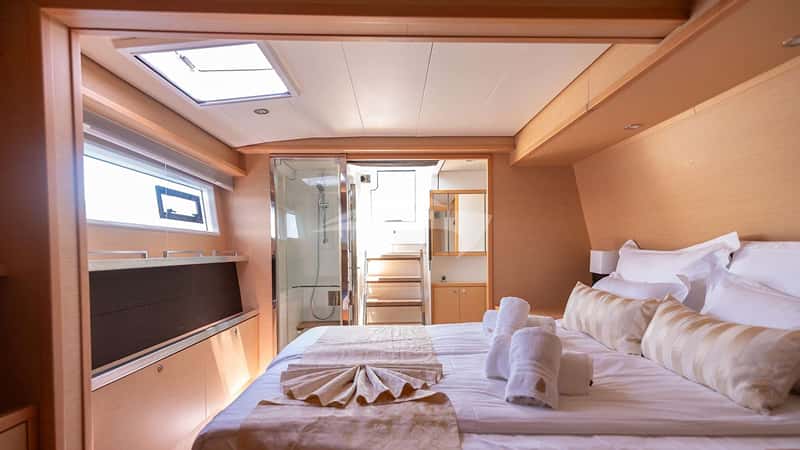 TOPAZ 17m sailing yacht charter, photo 8