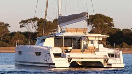 LUNA BLISS 14m sailing yacht charter, photo 11