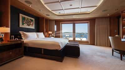 Guest Cabin