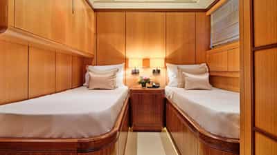 Twin Cabin 2