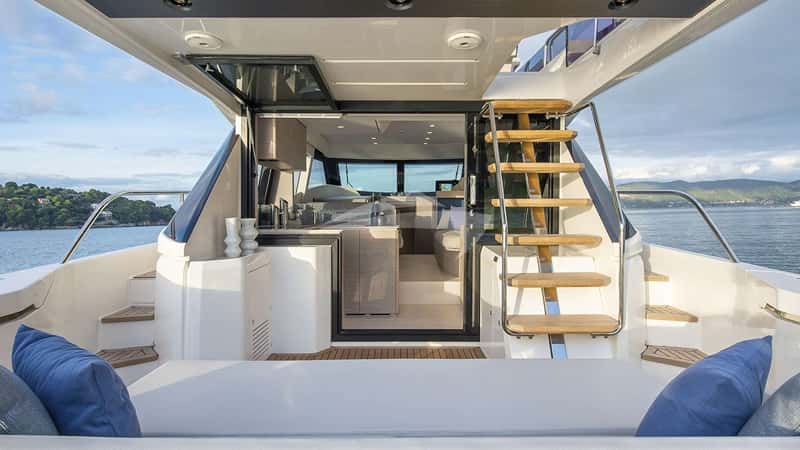 ANNA 15m motor yacht charter, photo 4