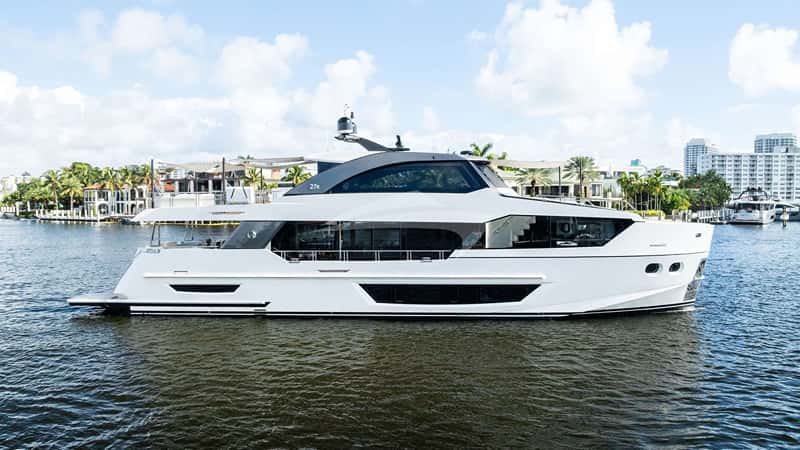 SEA EO 27m motor yacht charter