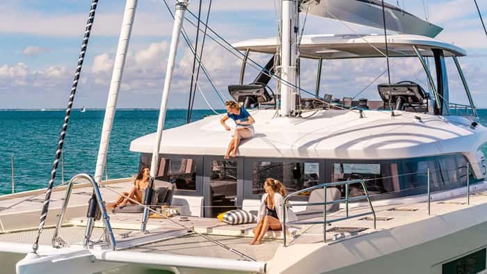 REVERIE 20m sailing yacht charter, photo 4