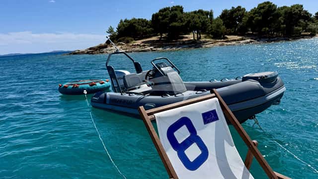 MASTERMIND II yacht charter photo 4