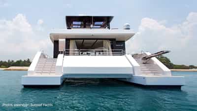 Aft garage closed and swimming platforms
