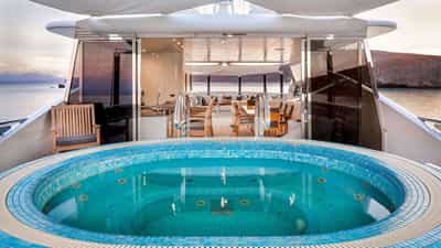 Jacuzzi