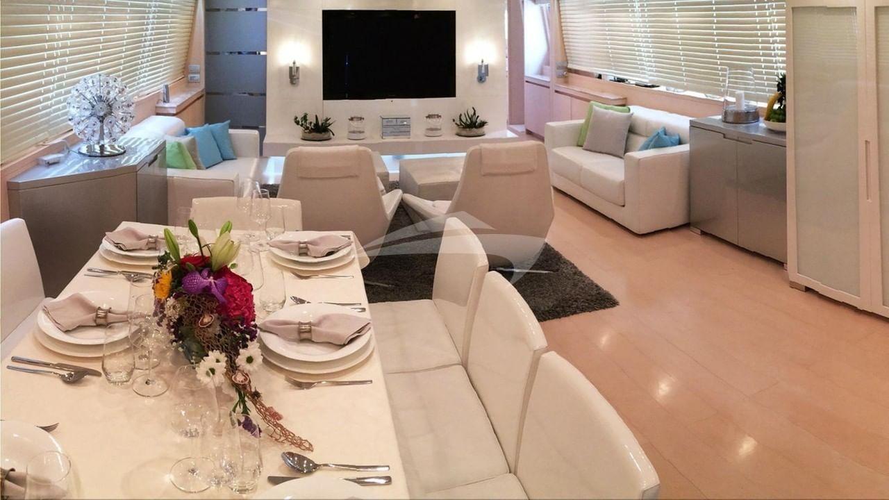 Saloon and formal dining