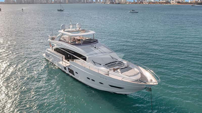 FREEDOM 27m motor yacht charter, photo 10