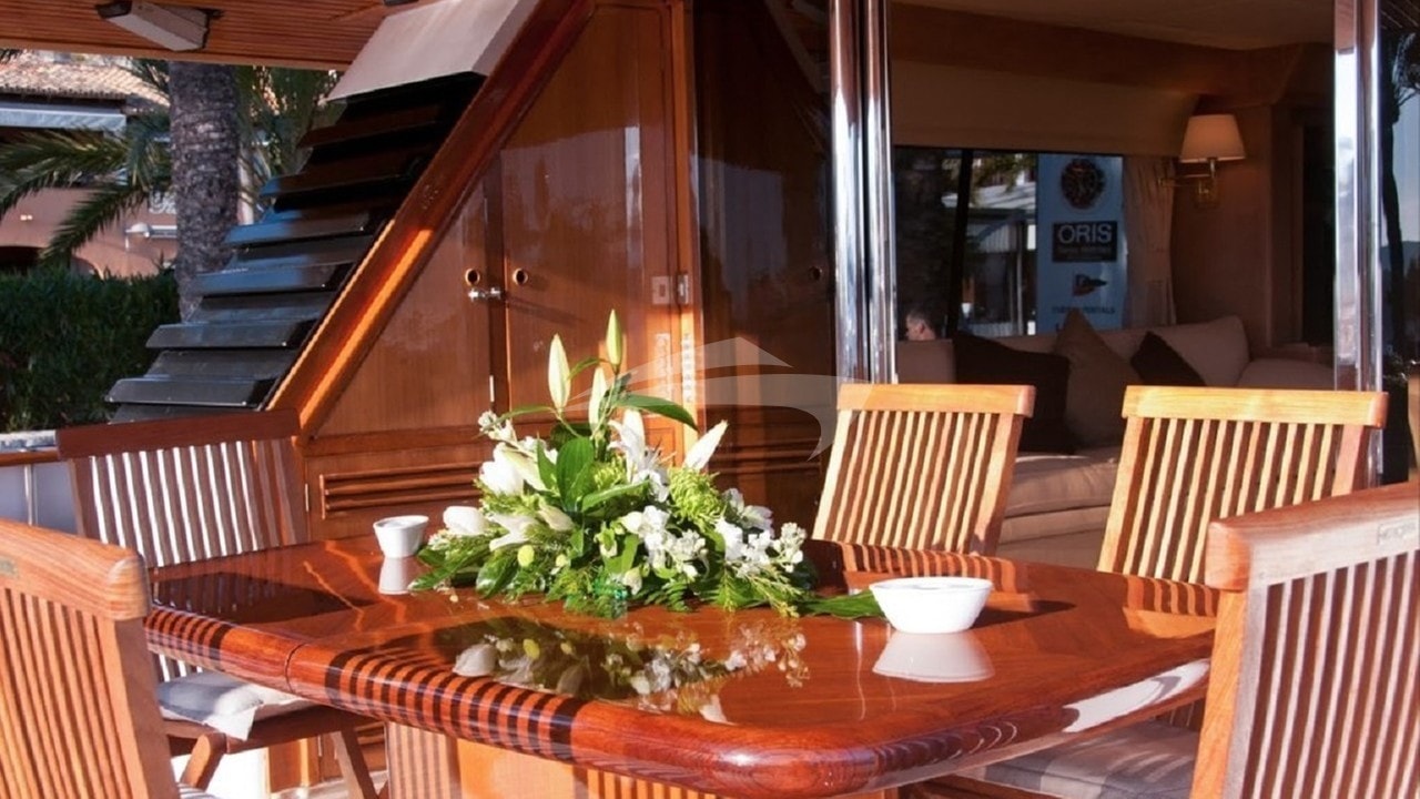 Aft Deck Dining