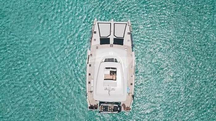 SERENITY VII 19m motor yacht charter, photo 3