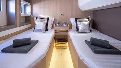 LICENSE TO CHILL 17m sailing yacht charter, photo 12