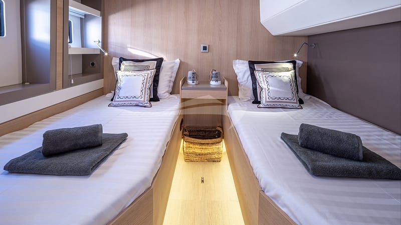 Twin Cabin