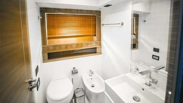 DOUBLE D yacht charter photo 3