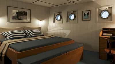 Double Cabin