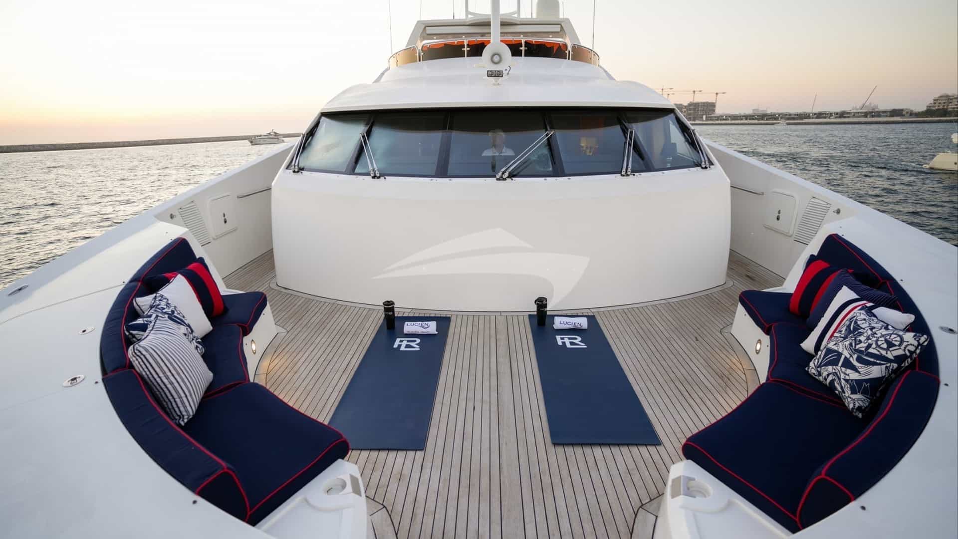Foredeck Seating