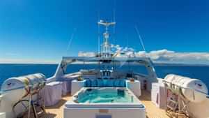 Sun deck jacuzzi