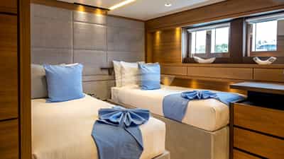 Twin Cabin
