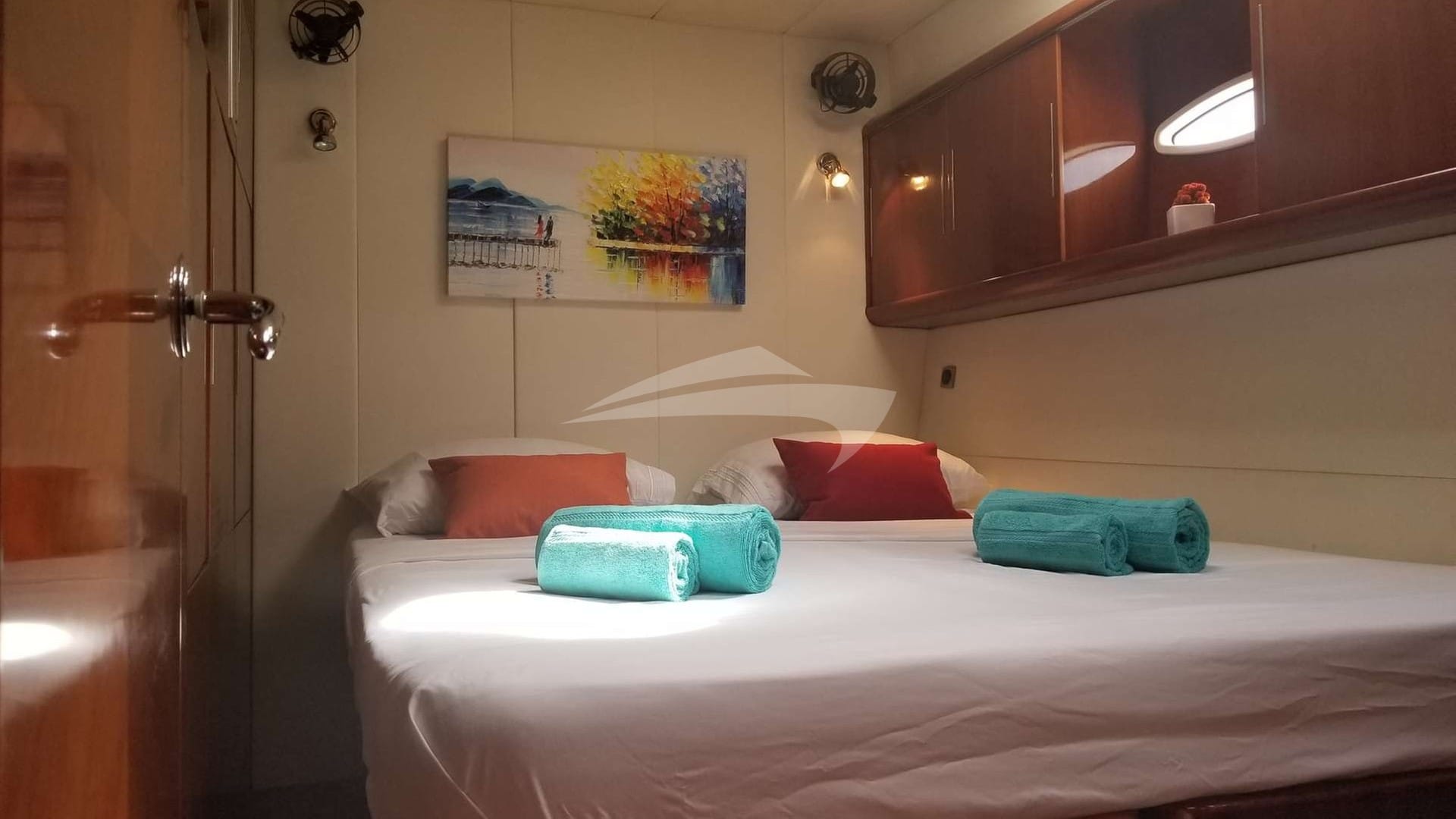 Port aft cabin - Queen