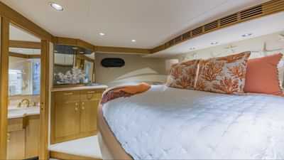 VIP Suite (Lower Deck Forward)