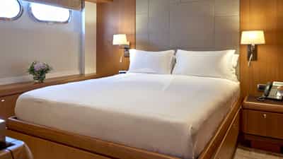 Double Cabin