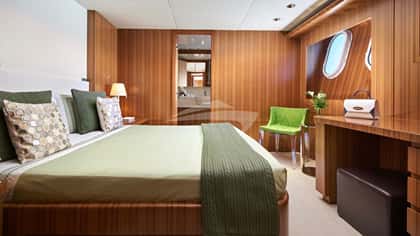 SEA SHELL 34m motor yacht charter, photo 12