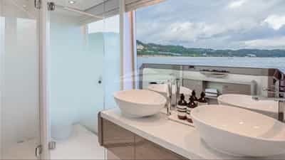 Master Bath (Sistership)