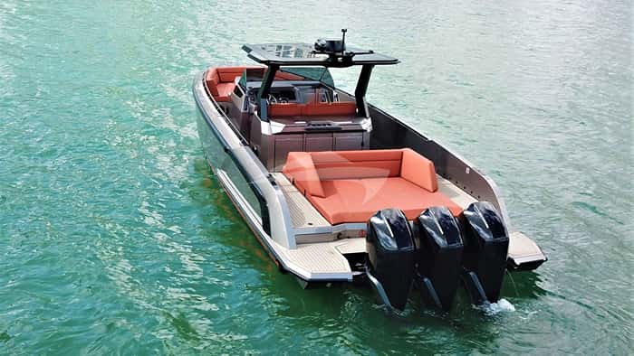 MONEY PENNY 12m motor yacht charter, photo 3