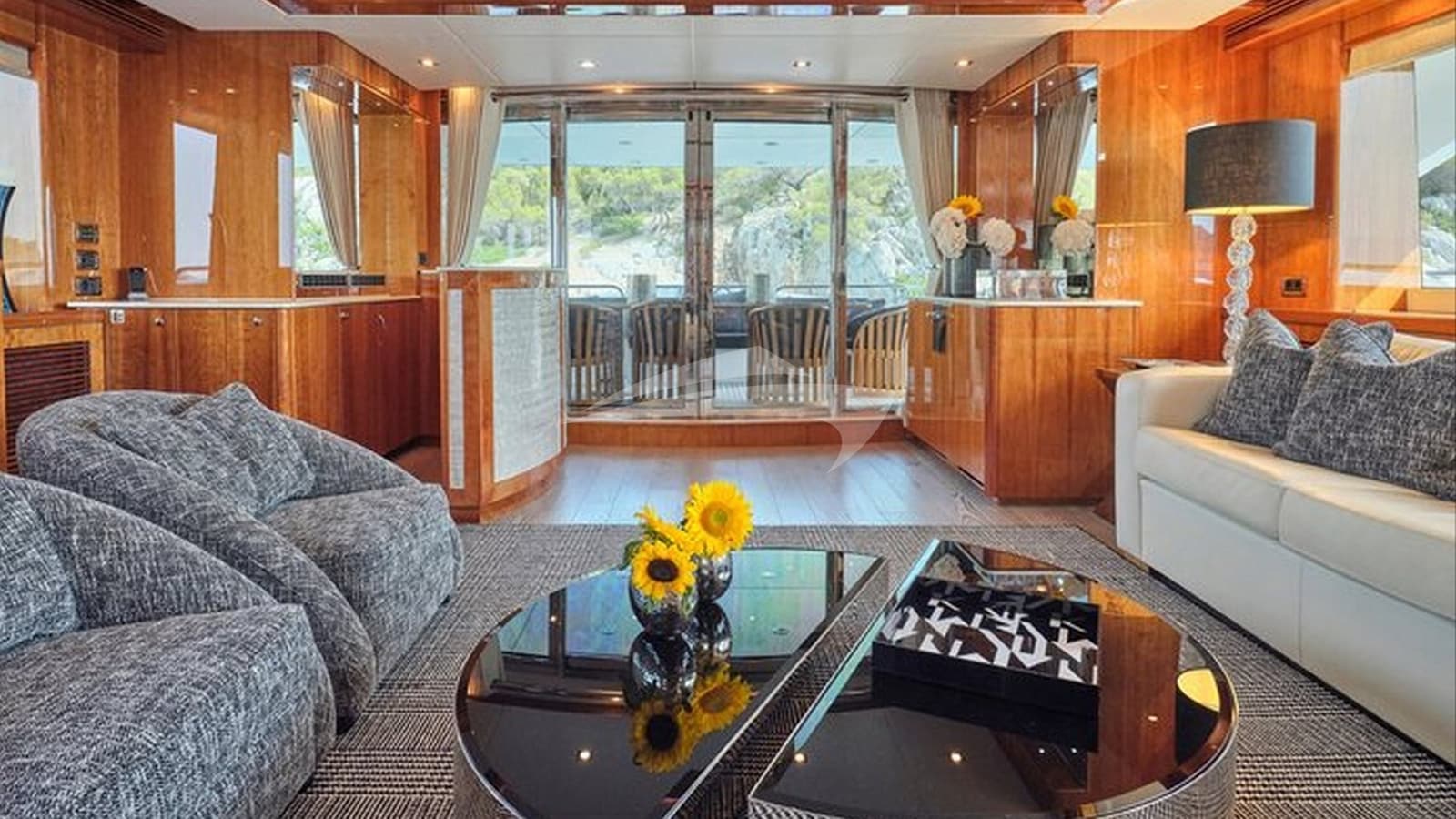 WHITE PEARL I, photo from the yacht portfolio 17