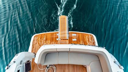 FAT BOB 13m motor yacht charter, photo 13