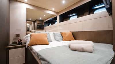 Double cabin