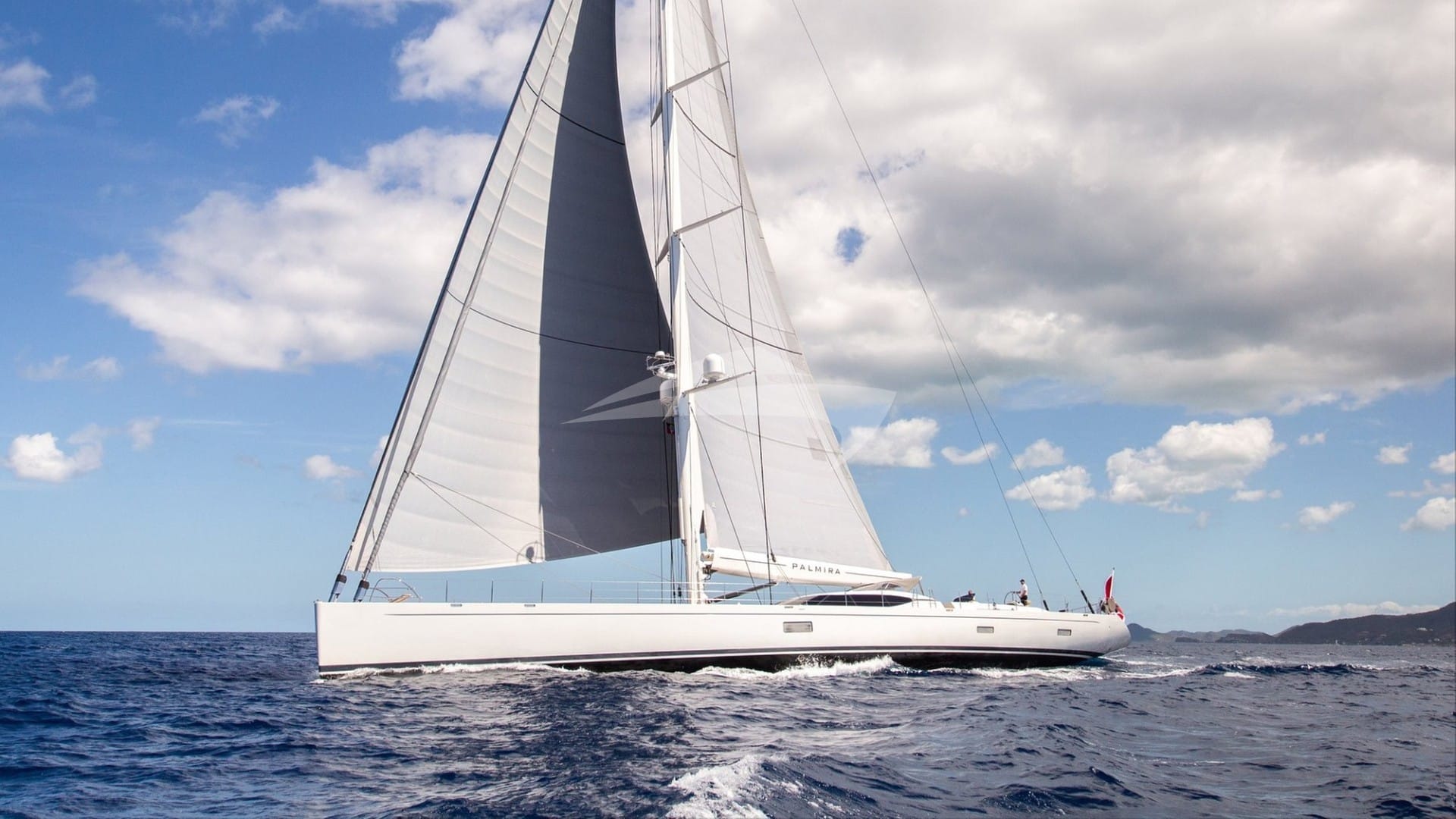 Side profile under sail