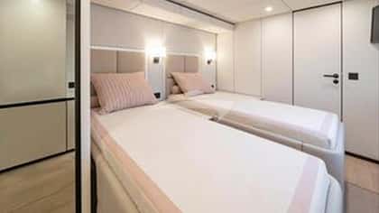KUTSUNGA 24m motor yacht charter, photo 6