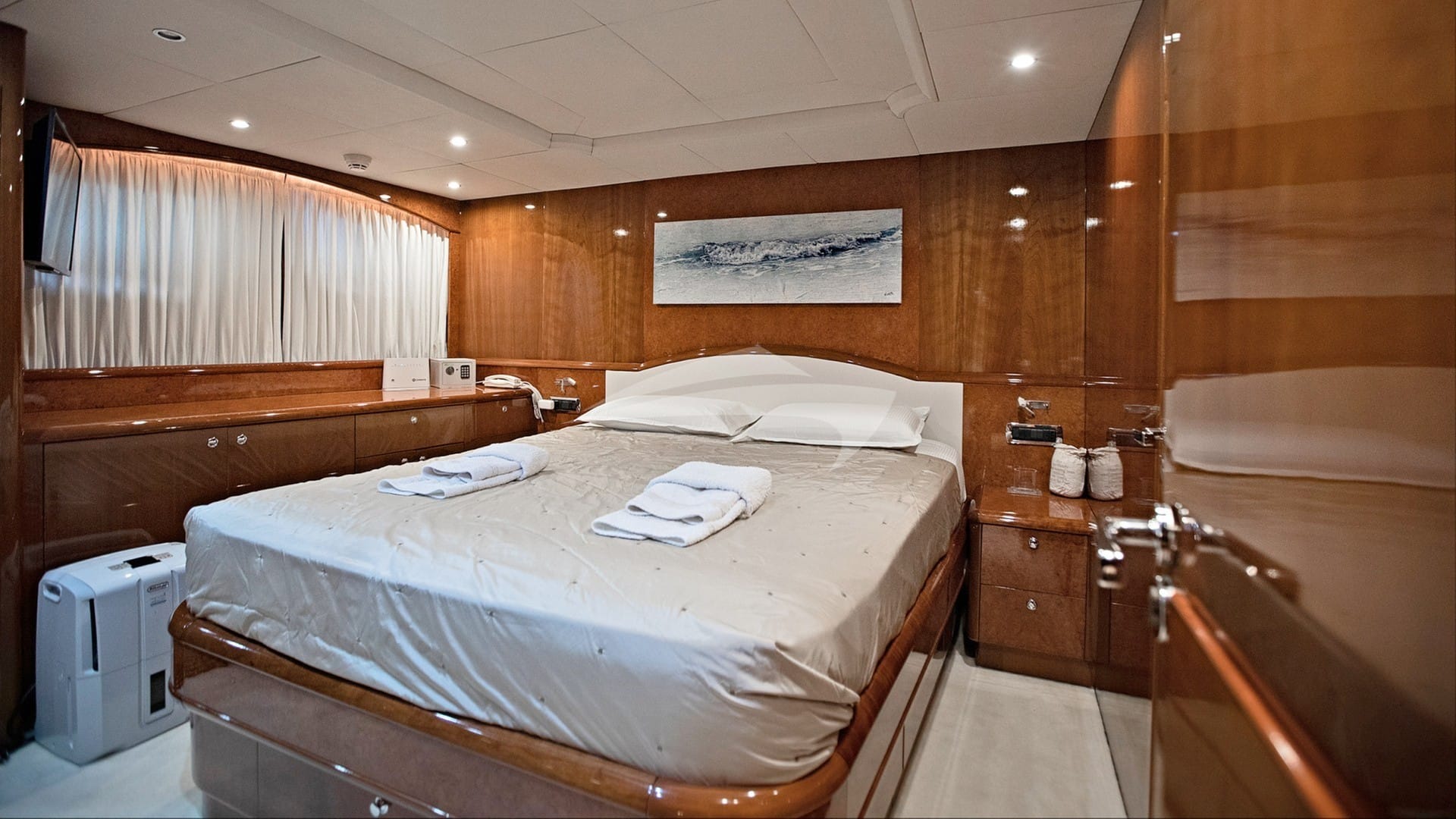VIP cabin