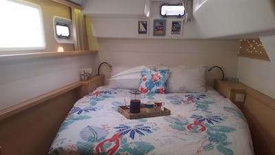 Starboard Aft Cabin: Private Access, Huge Ensuite 