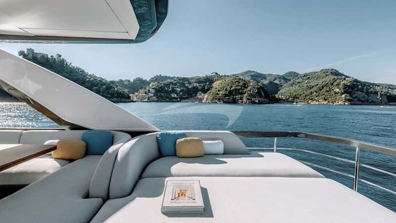 AGLAYA 20m motor yacht charter, photo 6