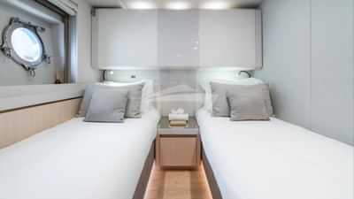 Twin Cabin