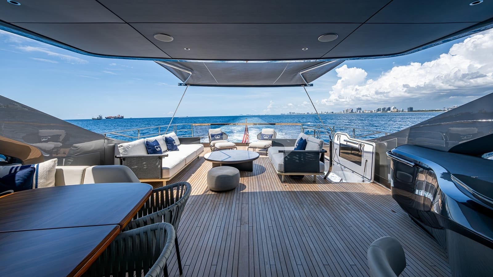 R&R, photo from the yacht portfolio 24