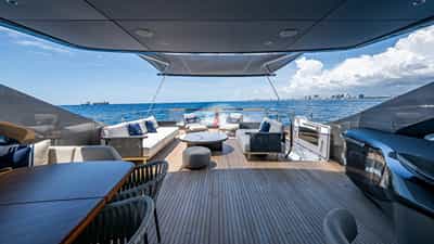 Flybridge
