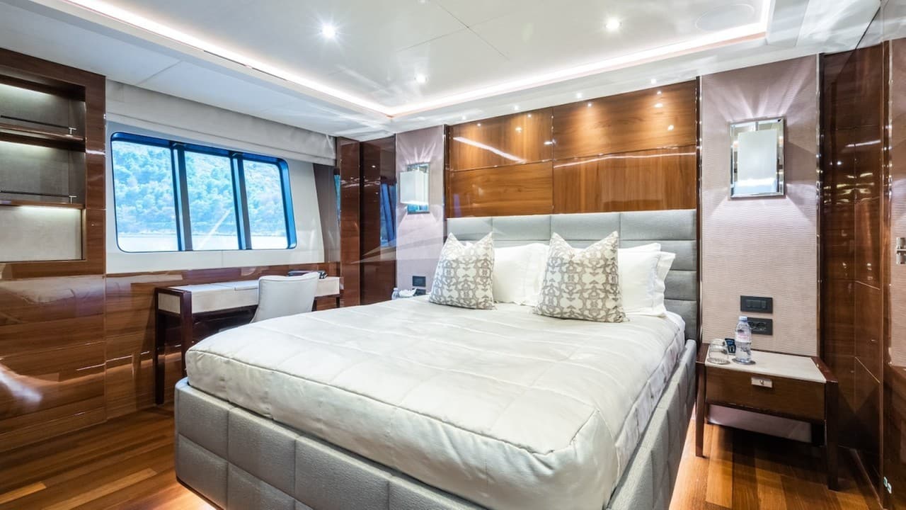 LE VERSEAU, photo from the yacht portfolio 28