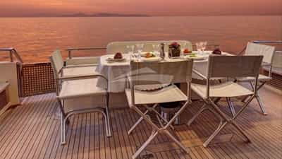 Deck Dining